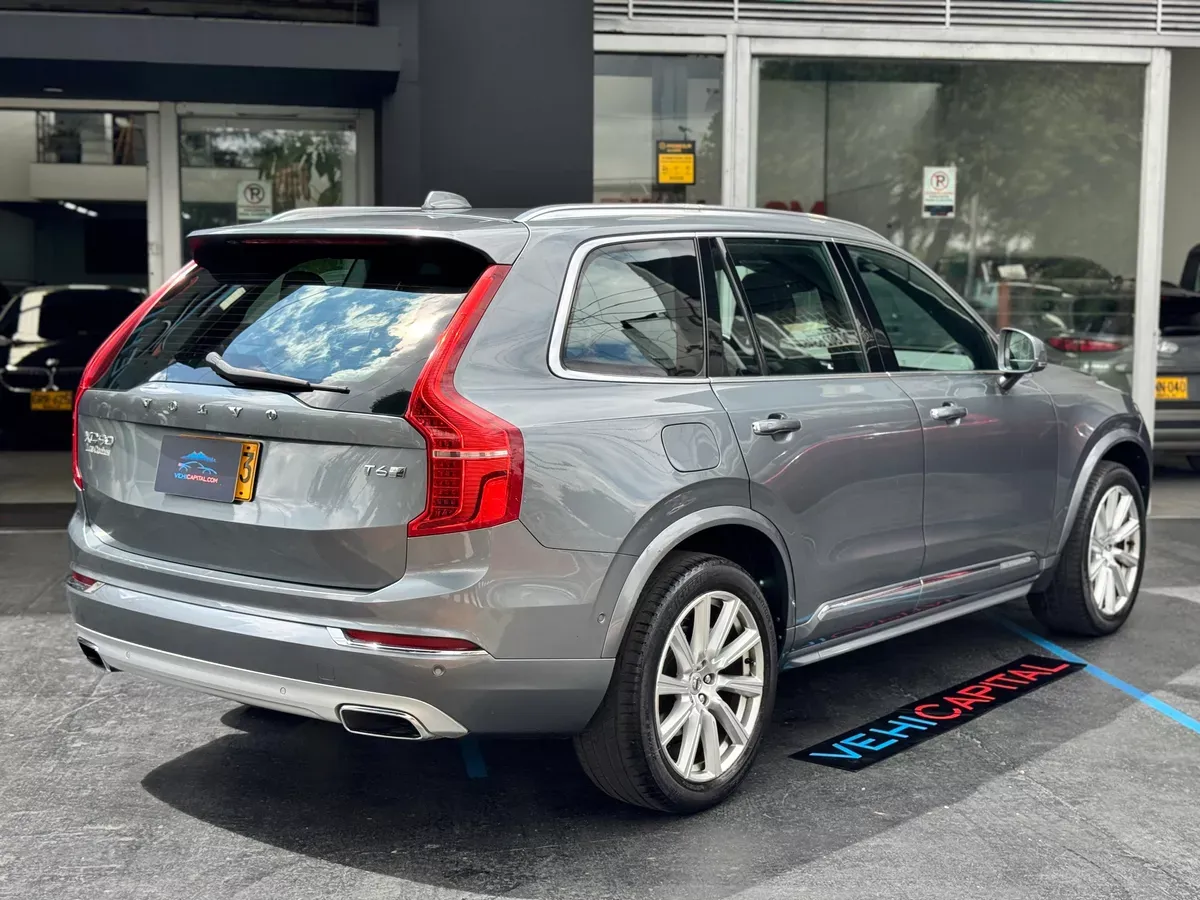 VOLVO XC90 T6 2018