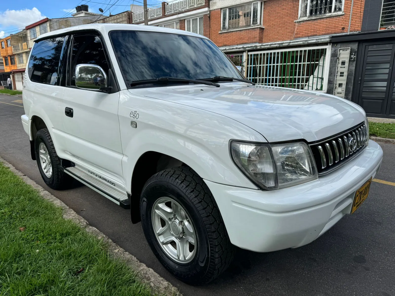 TOYOTA PRADO [LC 90] SUMO 2009