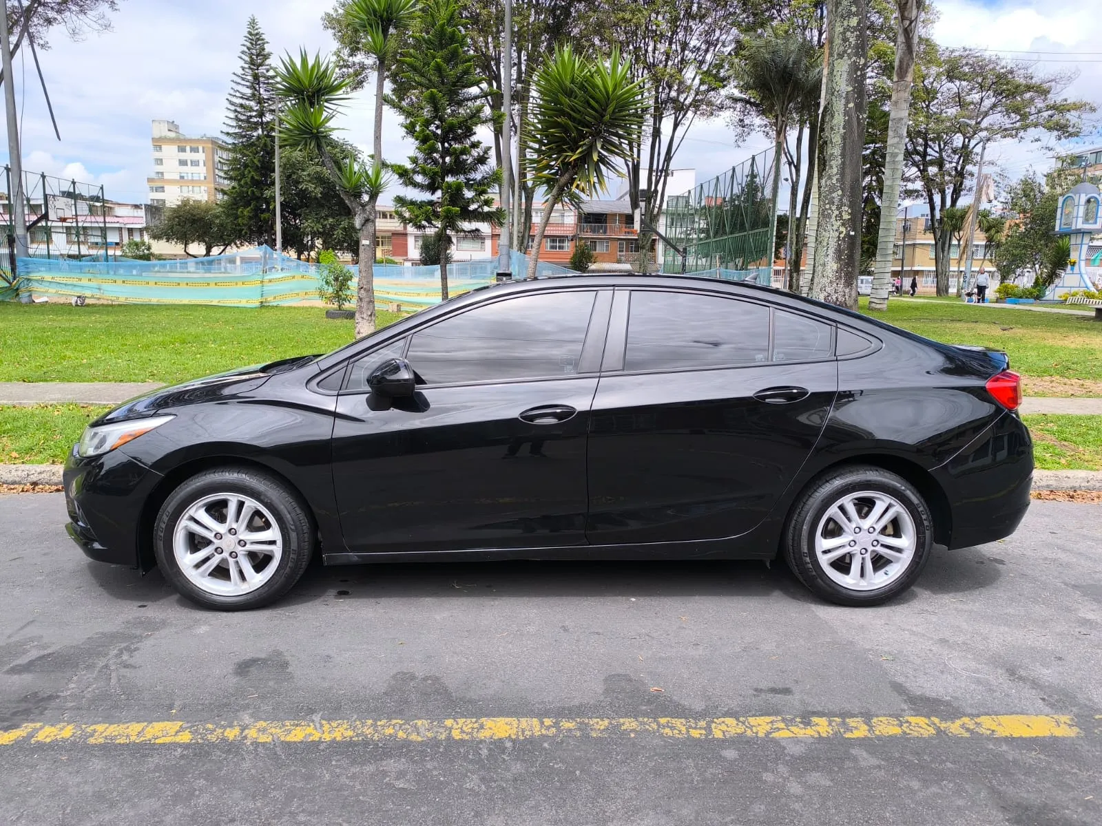 CHEVROLET CRUZE LT 2017