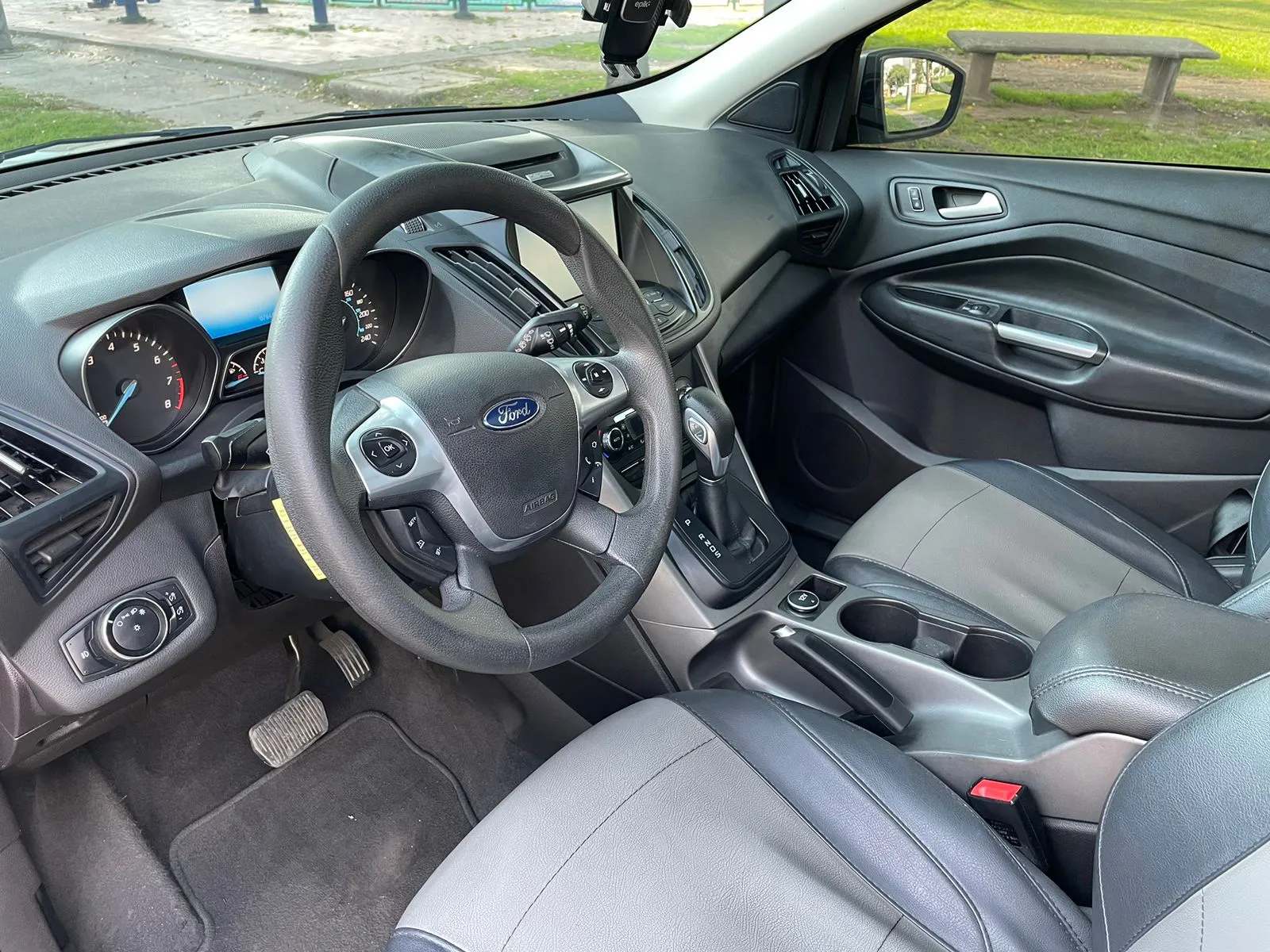 FORD ESCAPE SE 2014