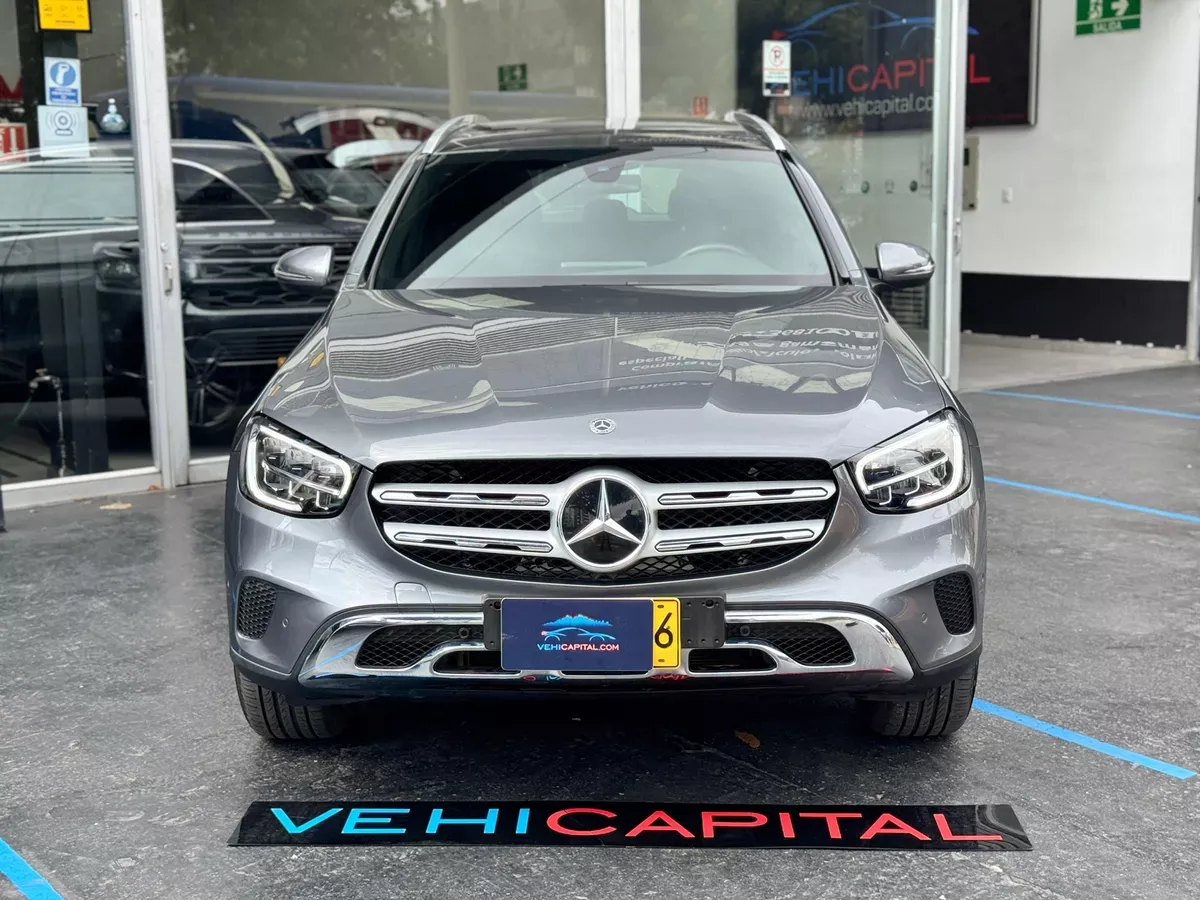 MERCEDES BENZ GLC 300 2021