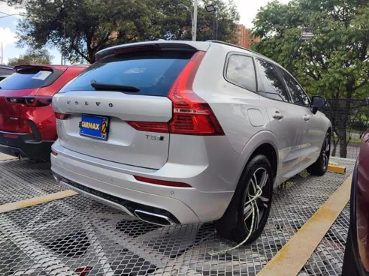 VOLVO XC 60 2020