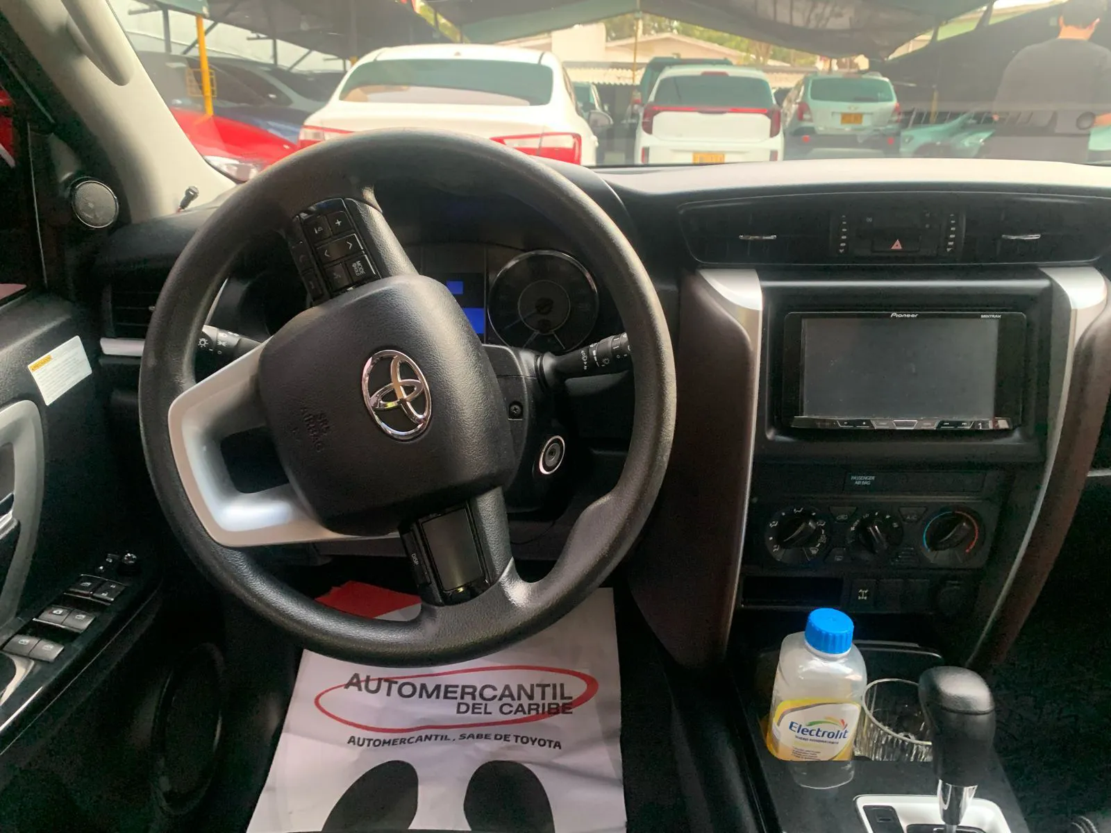 TOYOTA FORTUNER 2017