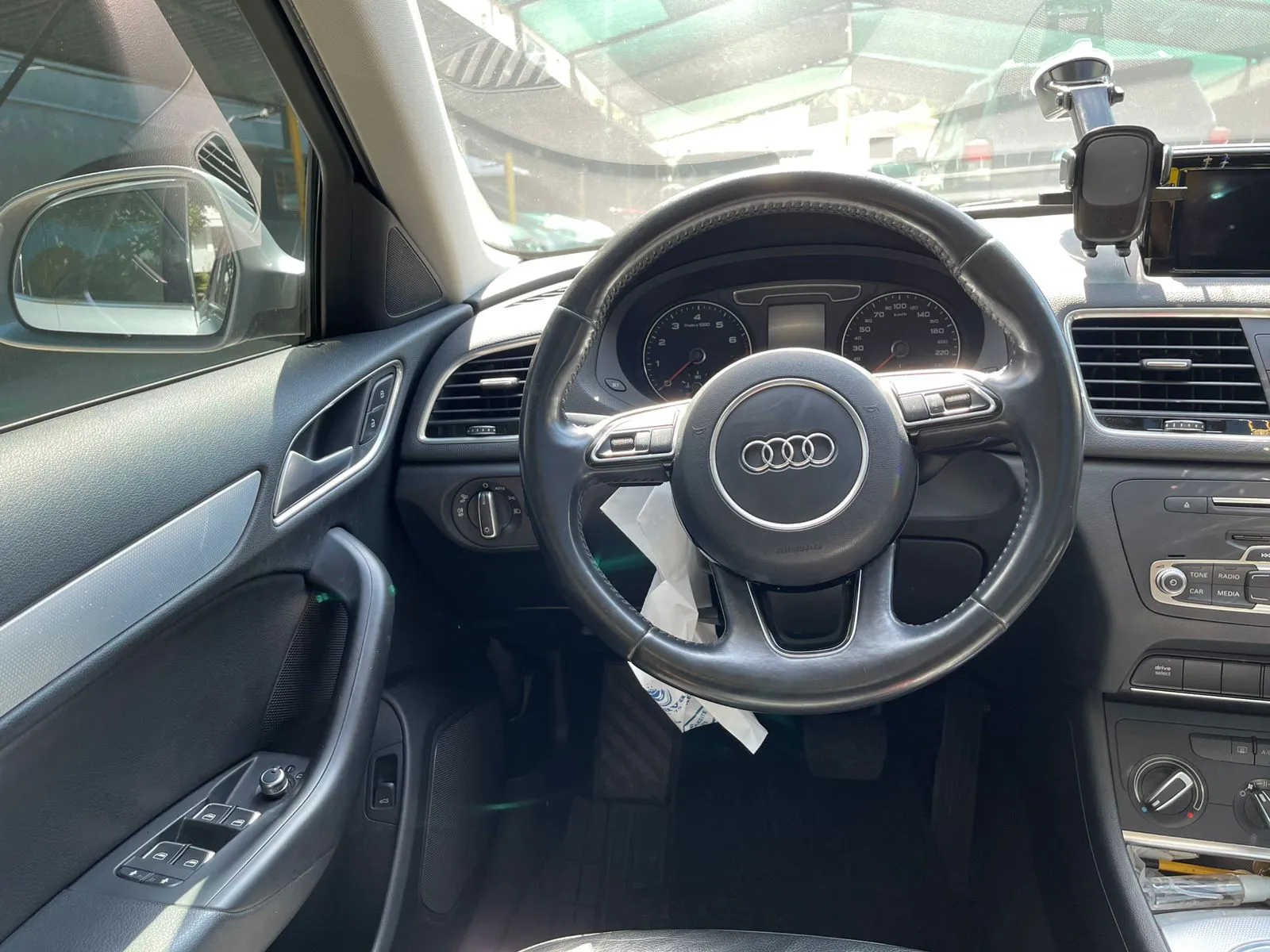 AUDI Q3 2017