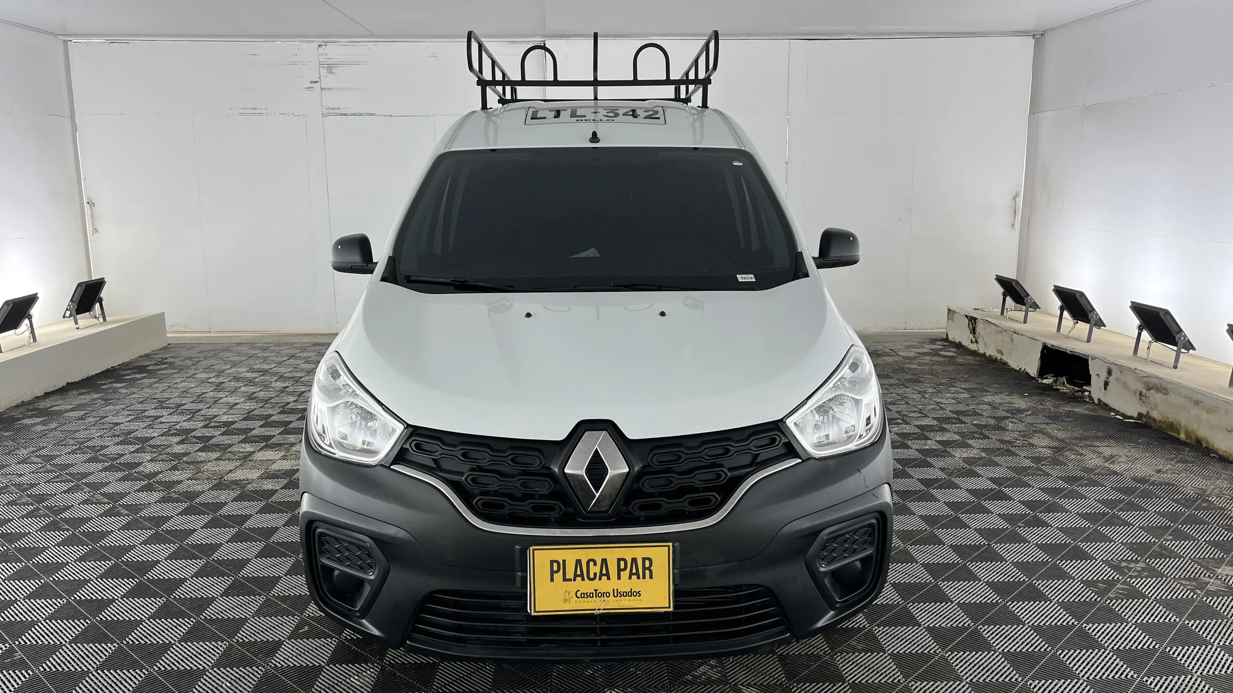 RENAULT KANGOO EXPRESS 2023