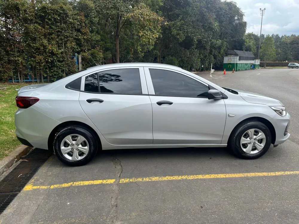 CHEVROLET ONIX [2] LT 2021