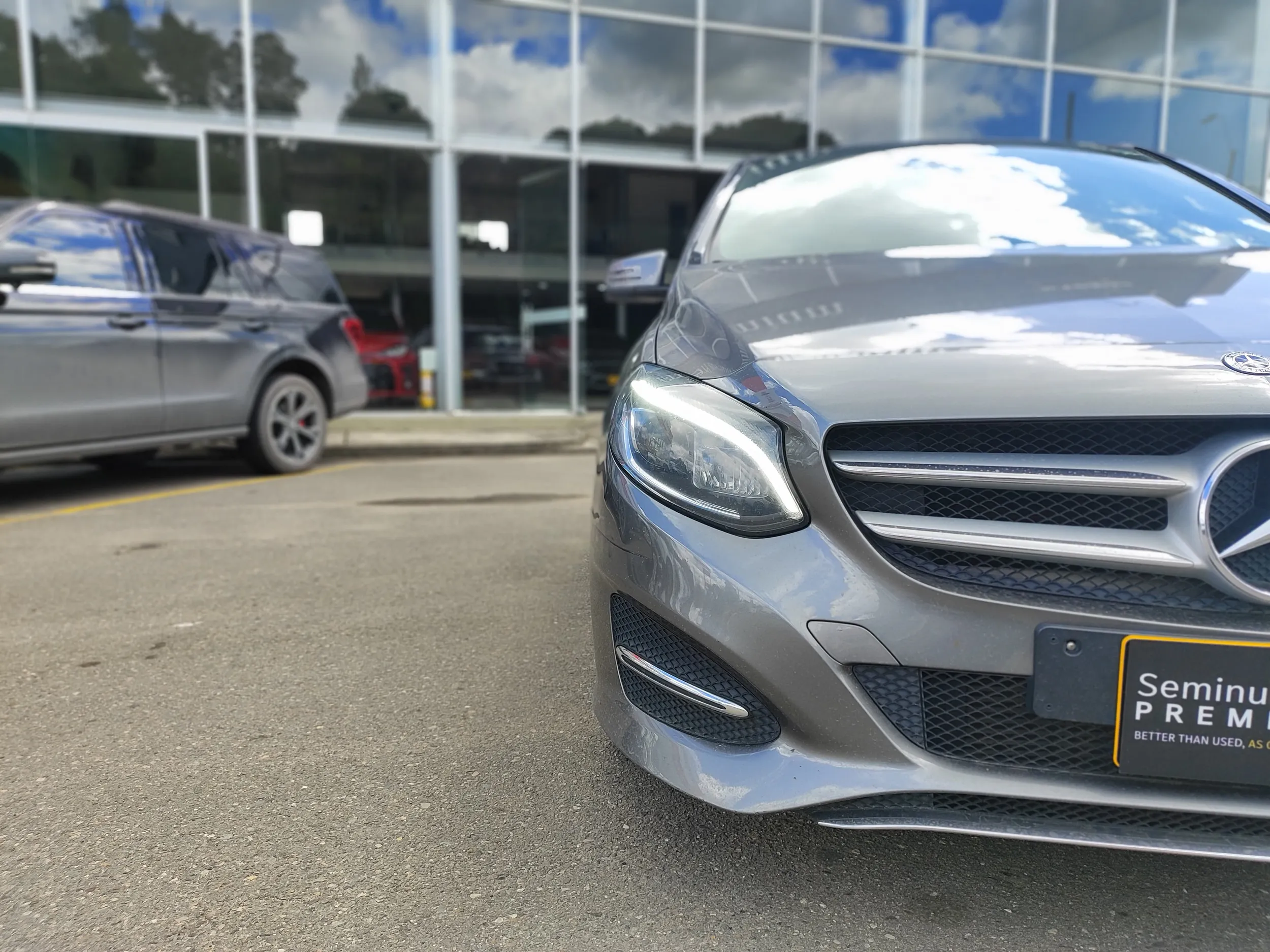 MERCEDES BENZ B 180 2019