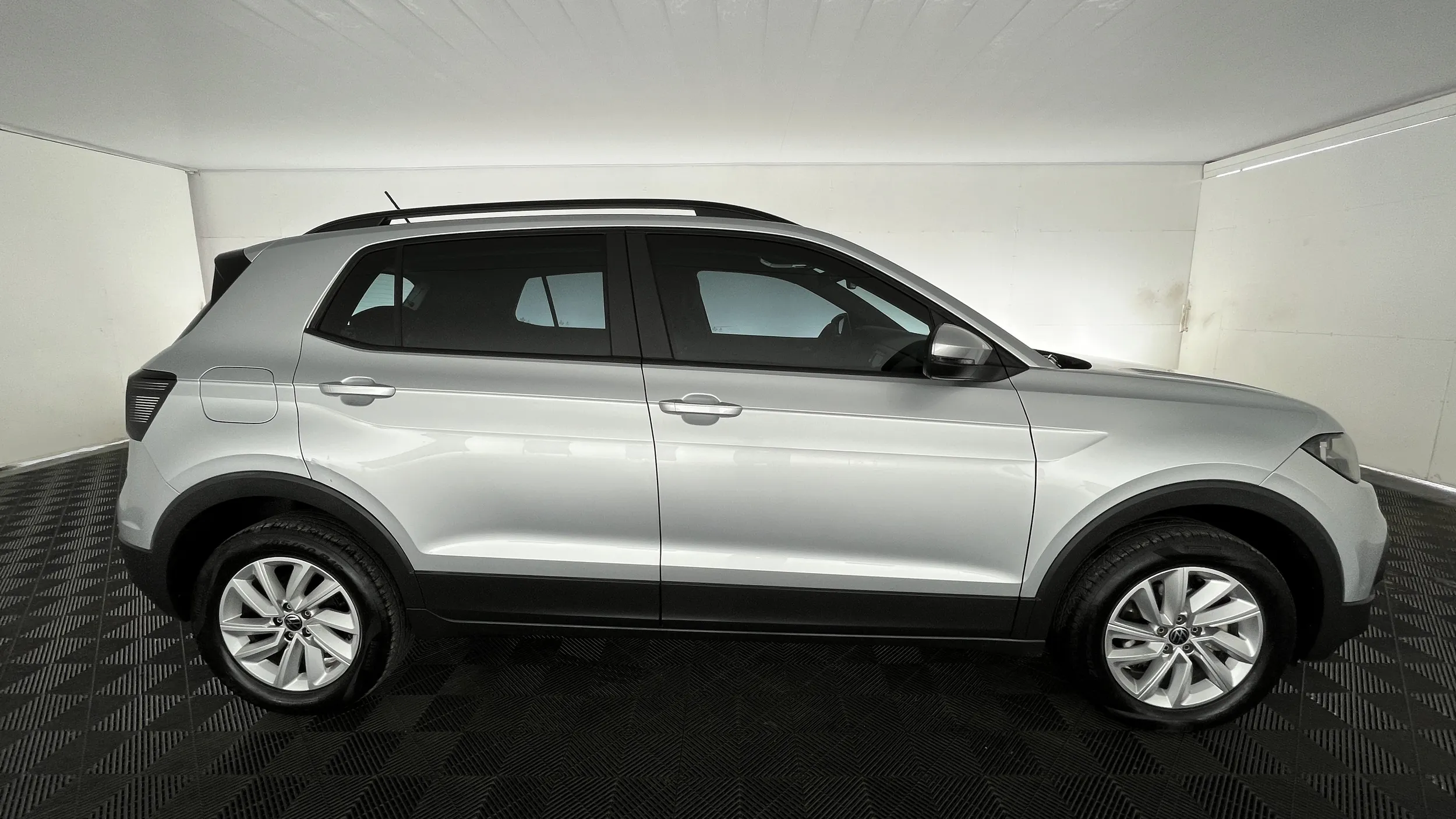 VOLKSWAGEN T-cross TREDNLINE 2023