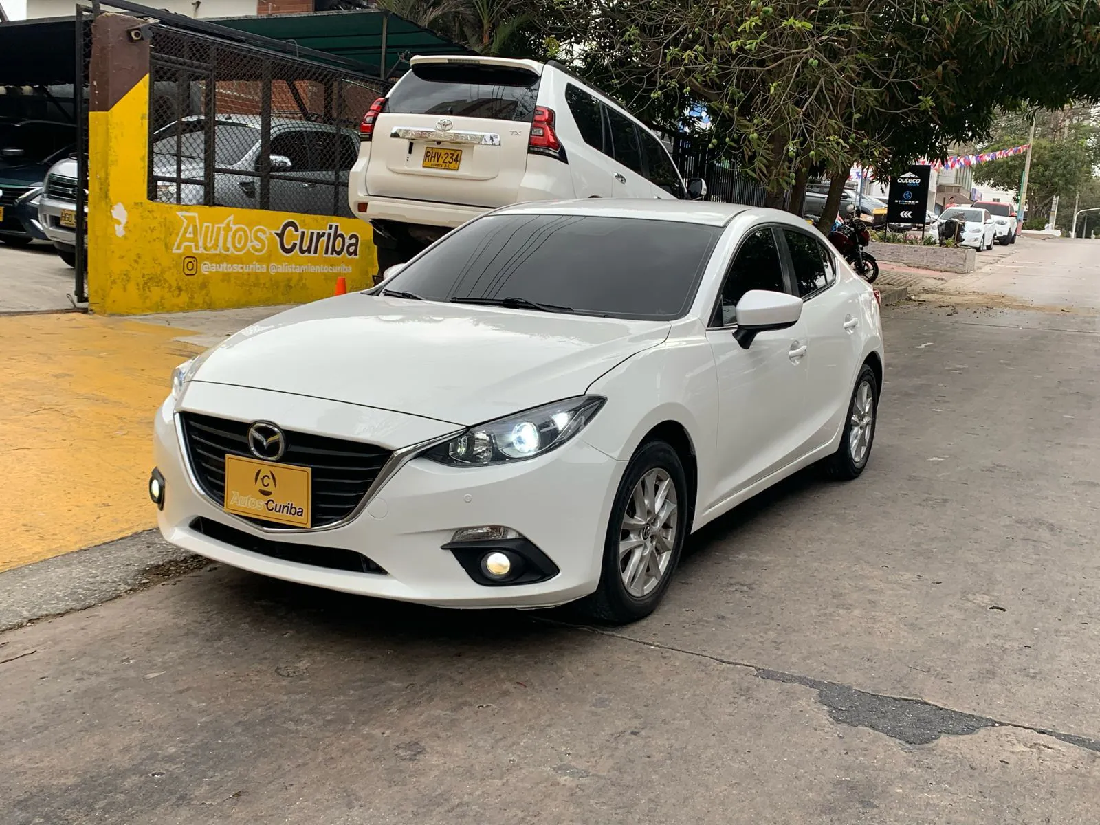 MAZDA 3 2016