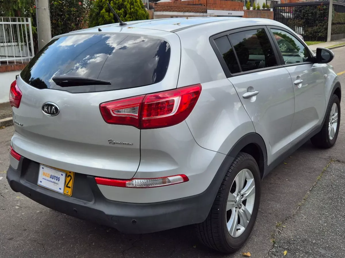 KIA SPORTAGE 2013