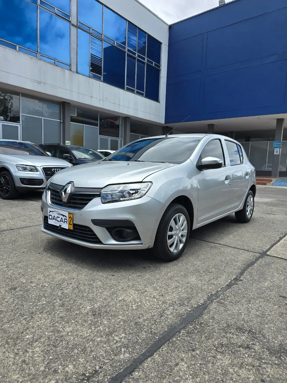 RENAULT SANDERO 2022