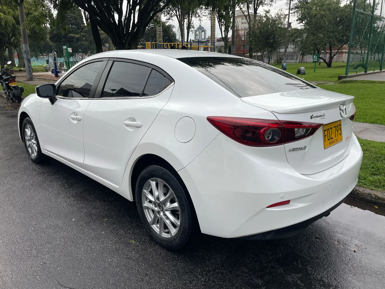 MAZDA 3 2019