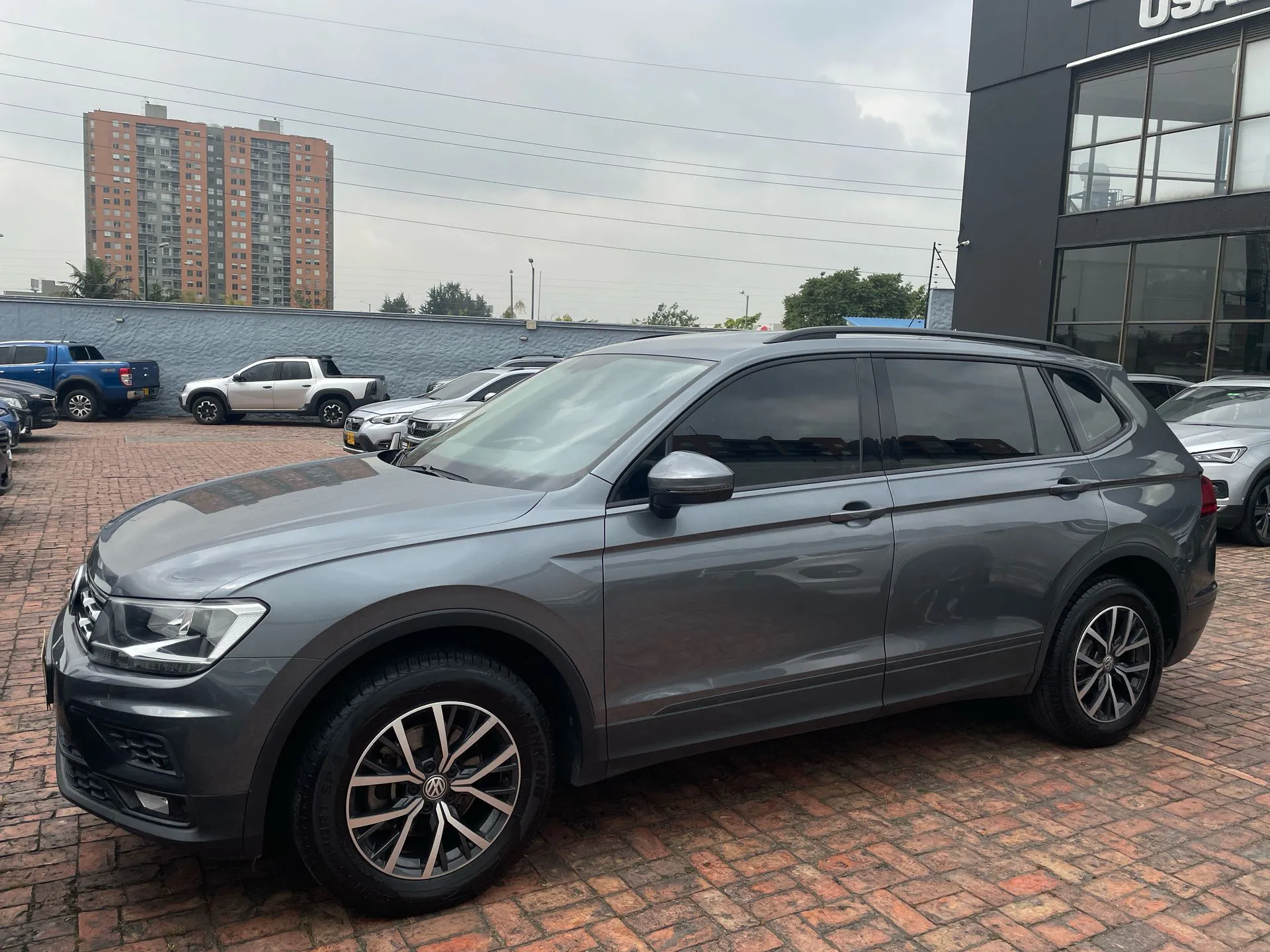 VOLKSWAGEN TIGUAN ALLSPACE TRENDLINE 1.4 TSI 2WD 2020