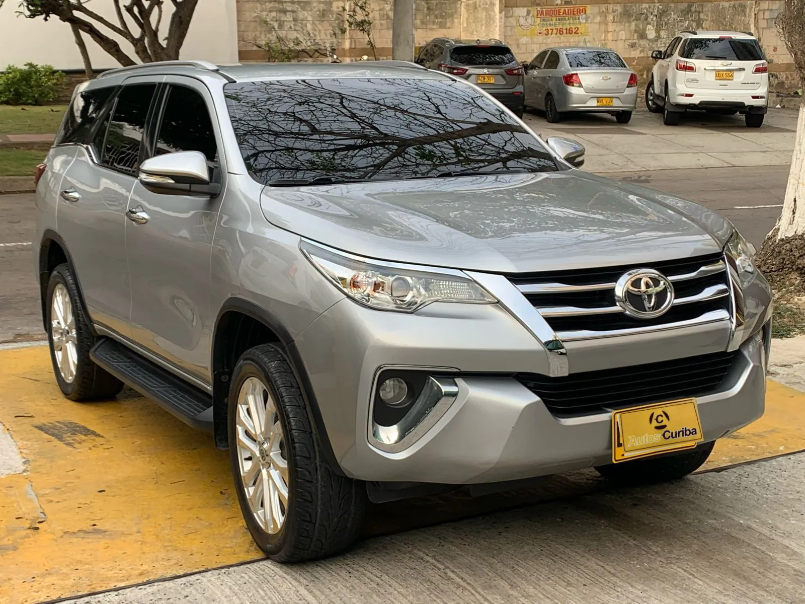 TOYOTA FORTUNER 2017