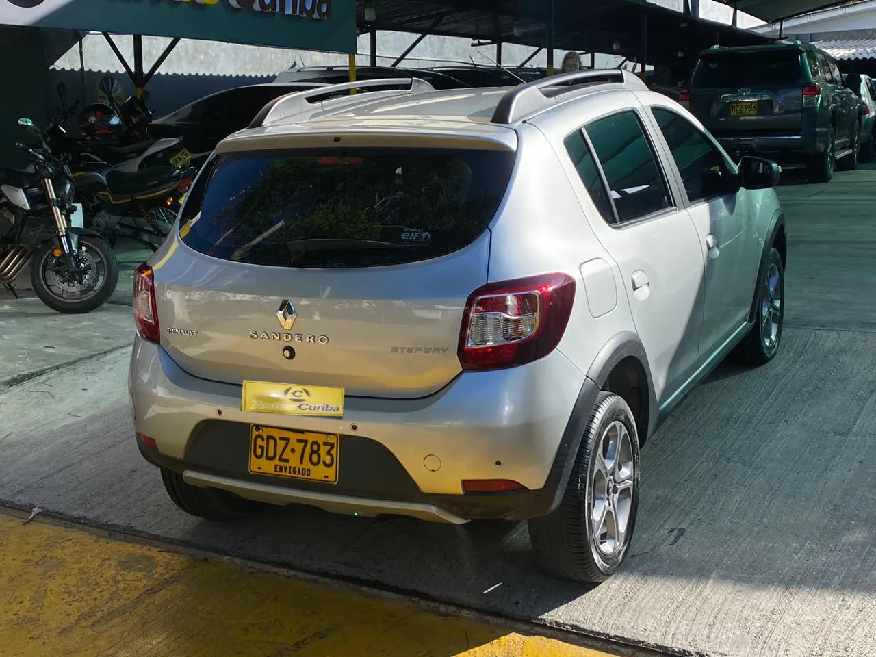 RENAULT SANDERO 2020