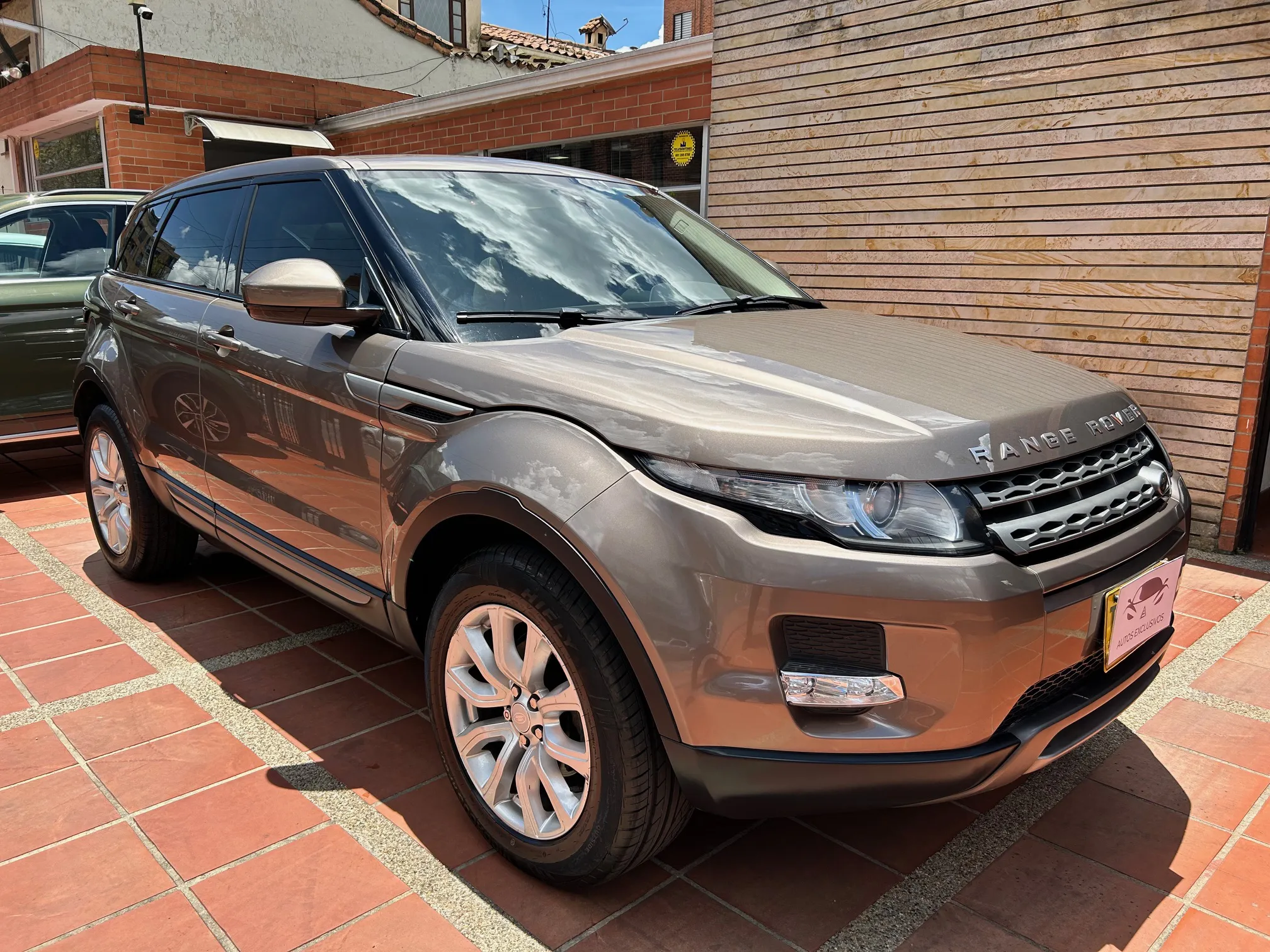 LAND ROVER RANGE RANGE ROVER 2015