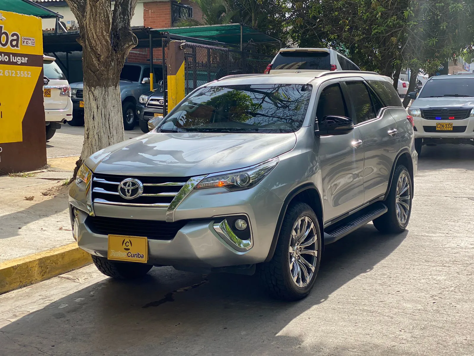 TOYOTA FORTUNER 2020