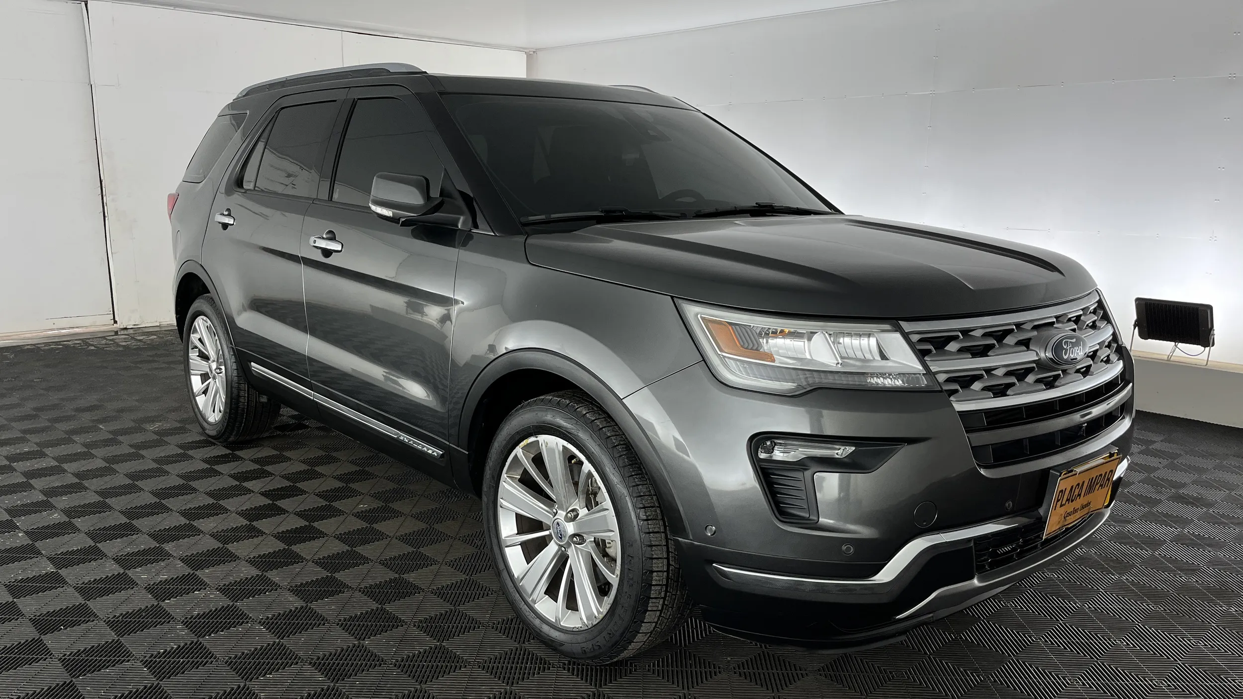 FORD EXPLORER [4] LIMITED 2019