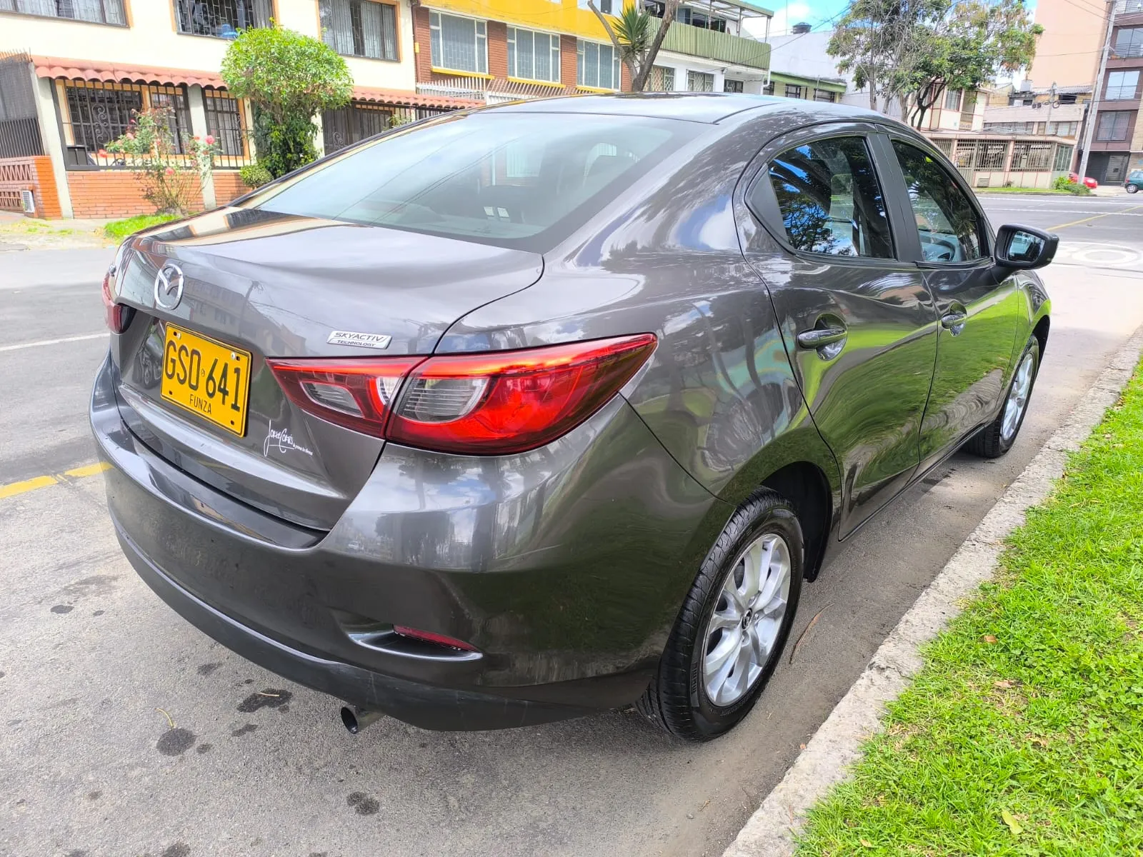 MAZDA 2 [2] PRIME SEDAN 2020