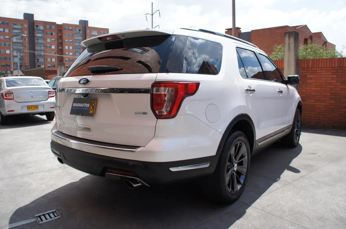 FORD EXPLORER LIMITED 2019