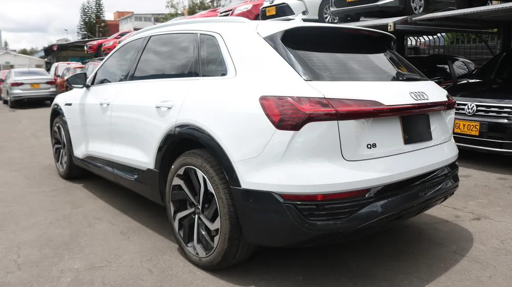 AUDI Q8 E-TRON 55 QUATTRO PRESTIGE 2024