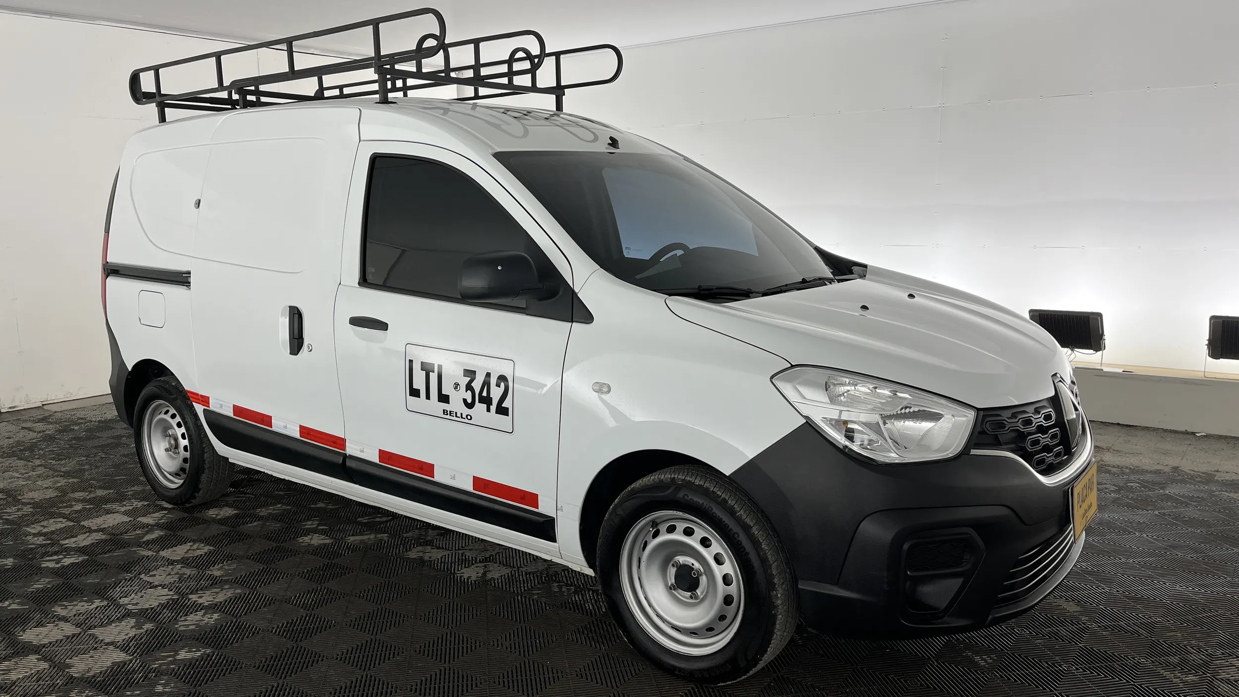 RENAULT KANGOO EXPRESS 2023