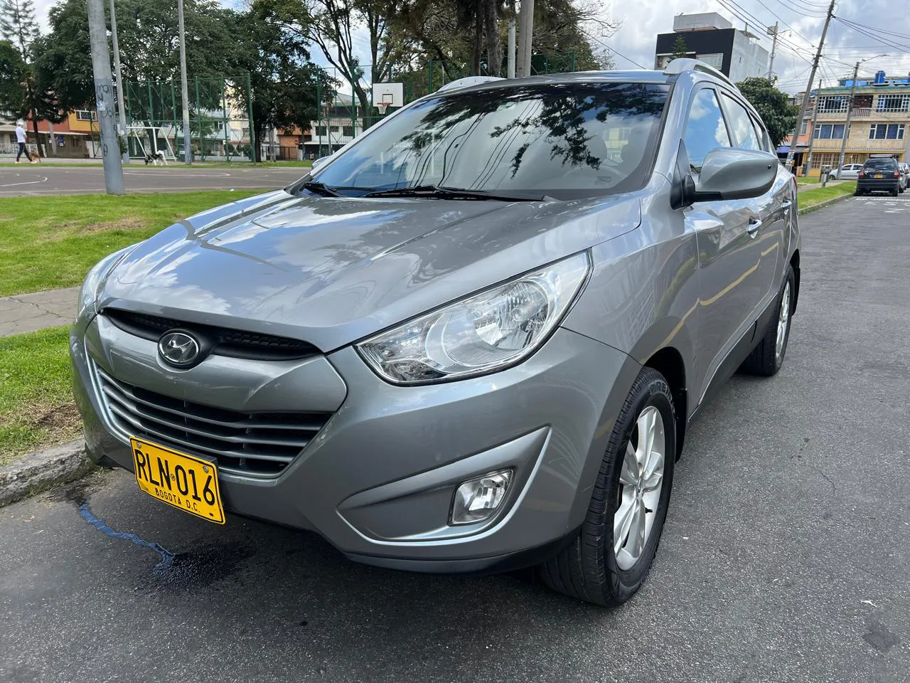 HYUNDAI Tucson 2012