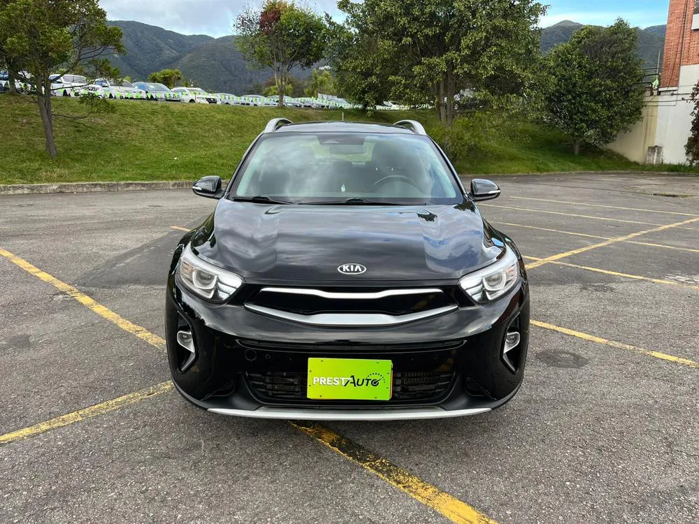 KIA STONIC ZENITH HYBRID 2022