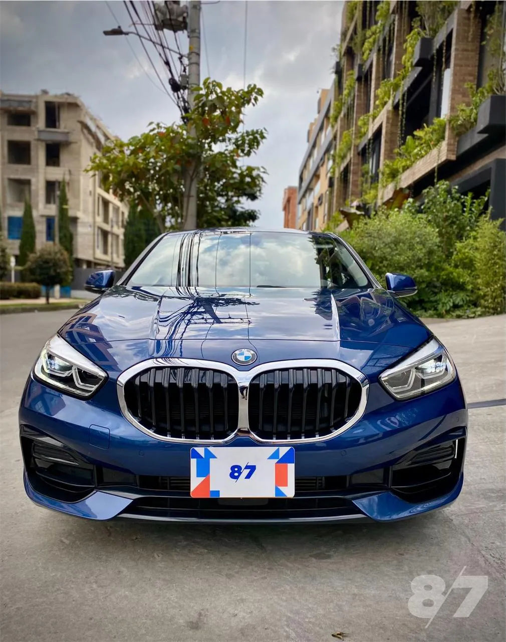 BMW CARROS 118i F40 Sport Line 2023