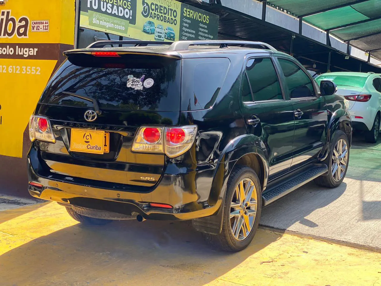 TOYOTA FORTUNER 2014