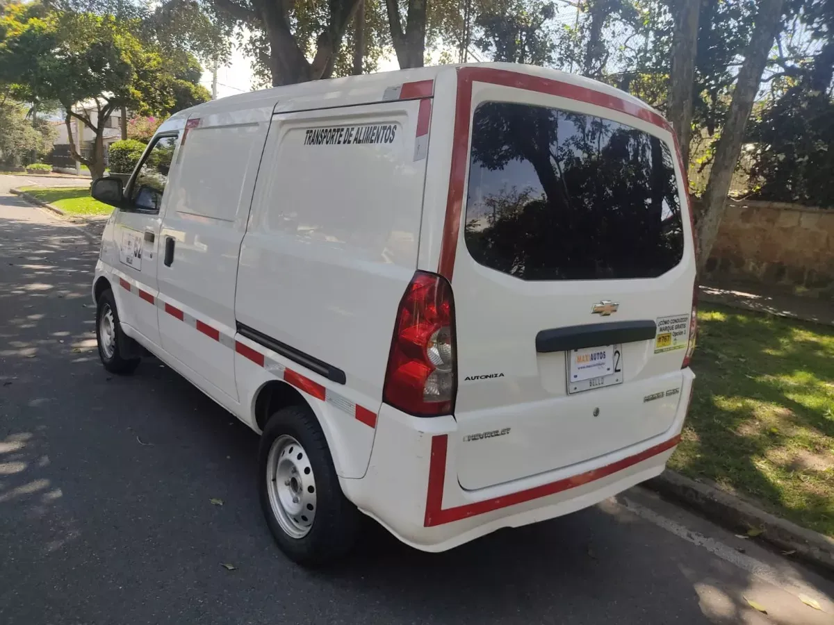 CHEVROLET VAN N300 CARGO PLUS 2021