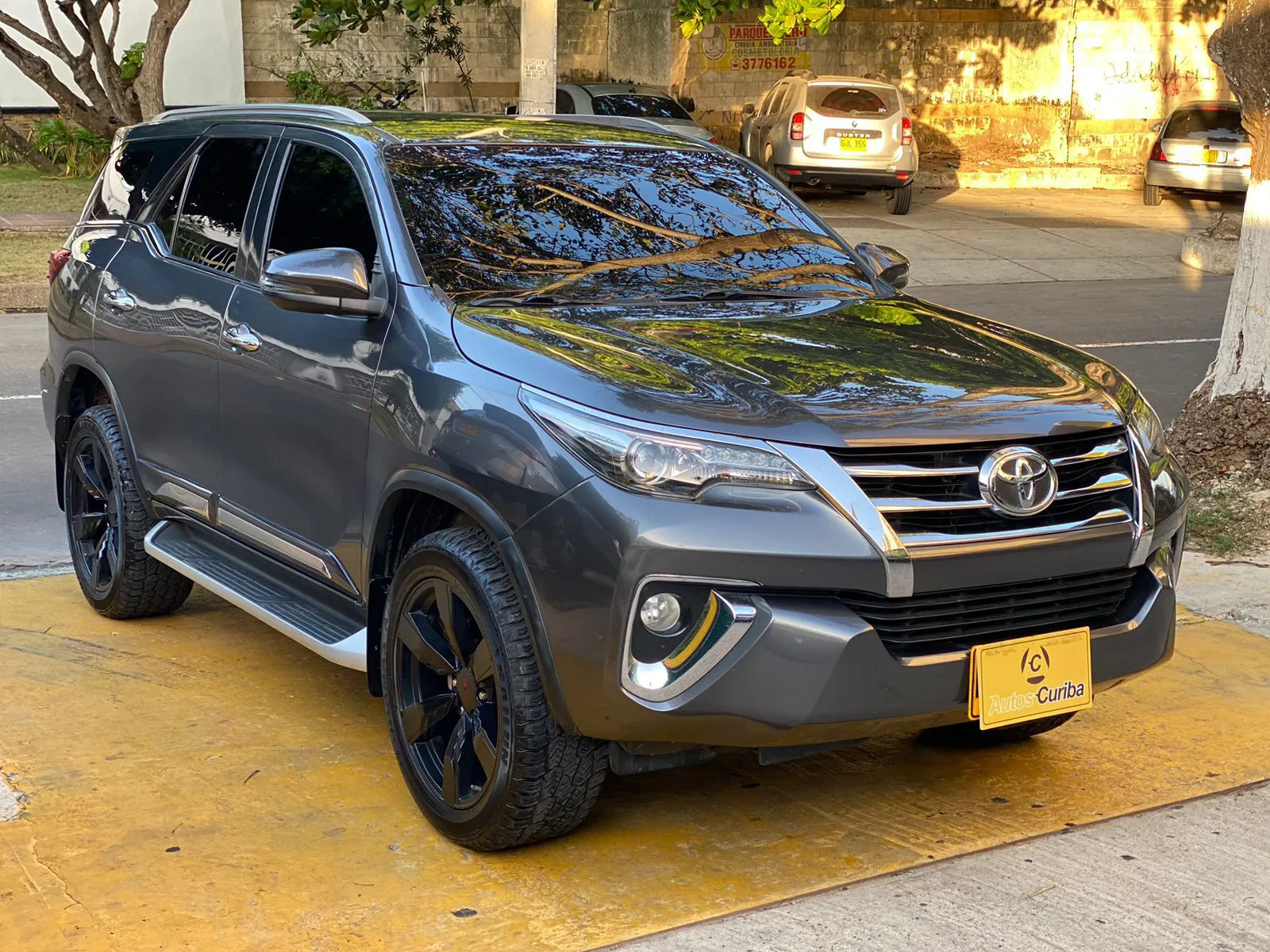 TOYOTA FORTUNER 2019