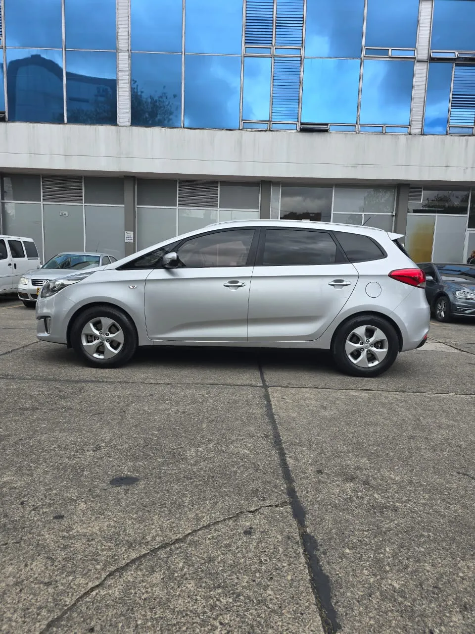 KIA CARENS SUV EX 2016