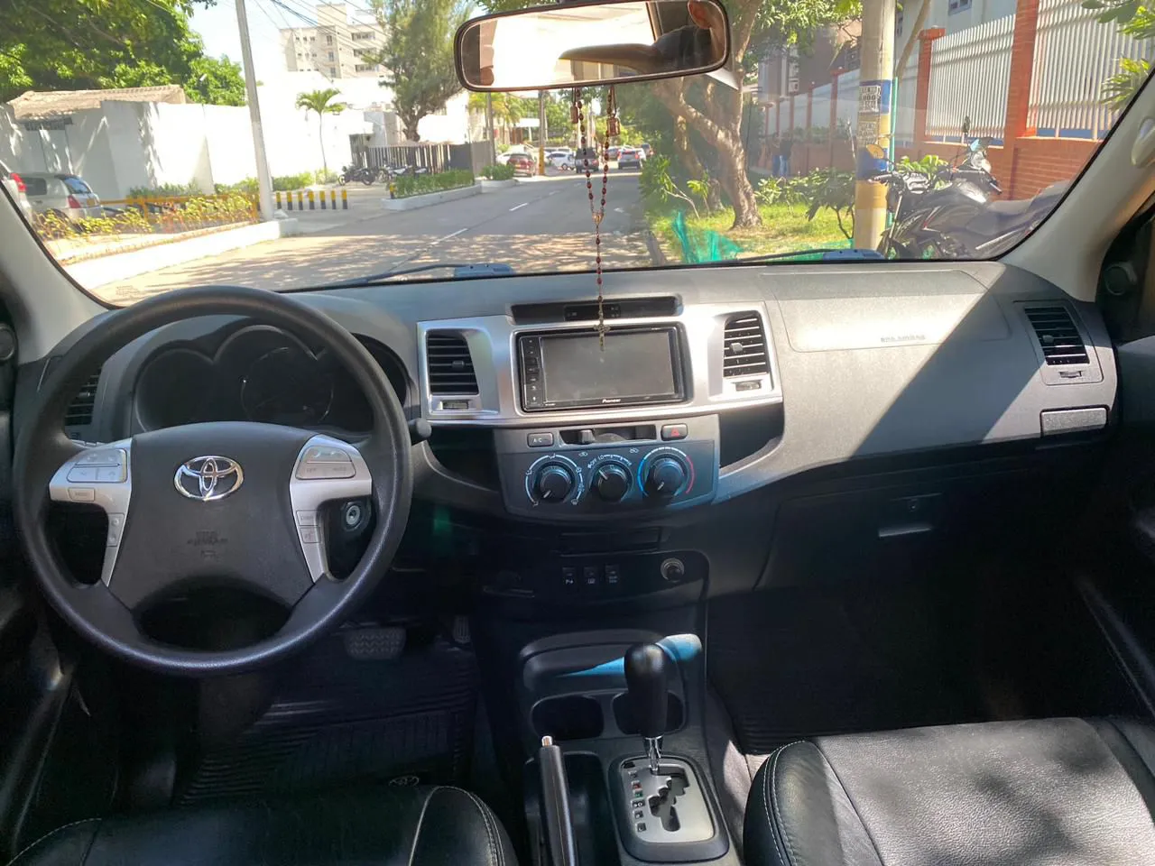 TOYOTA FORTUNER 2016