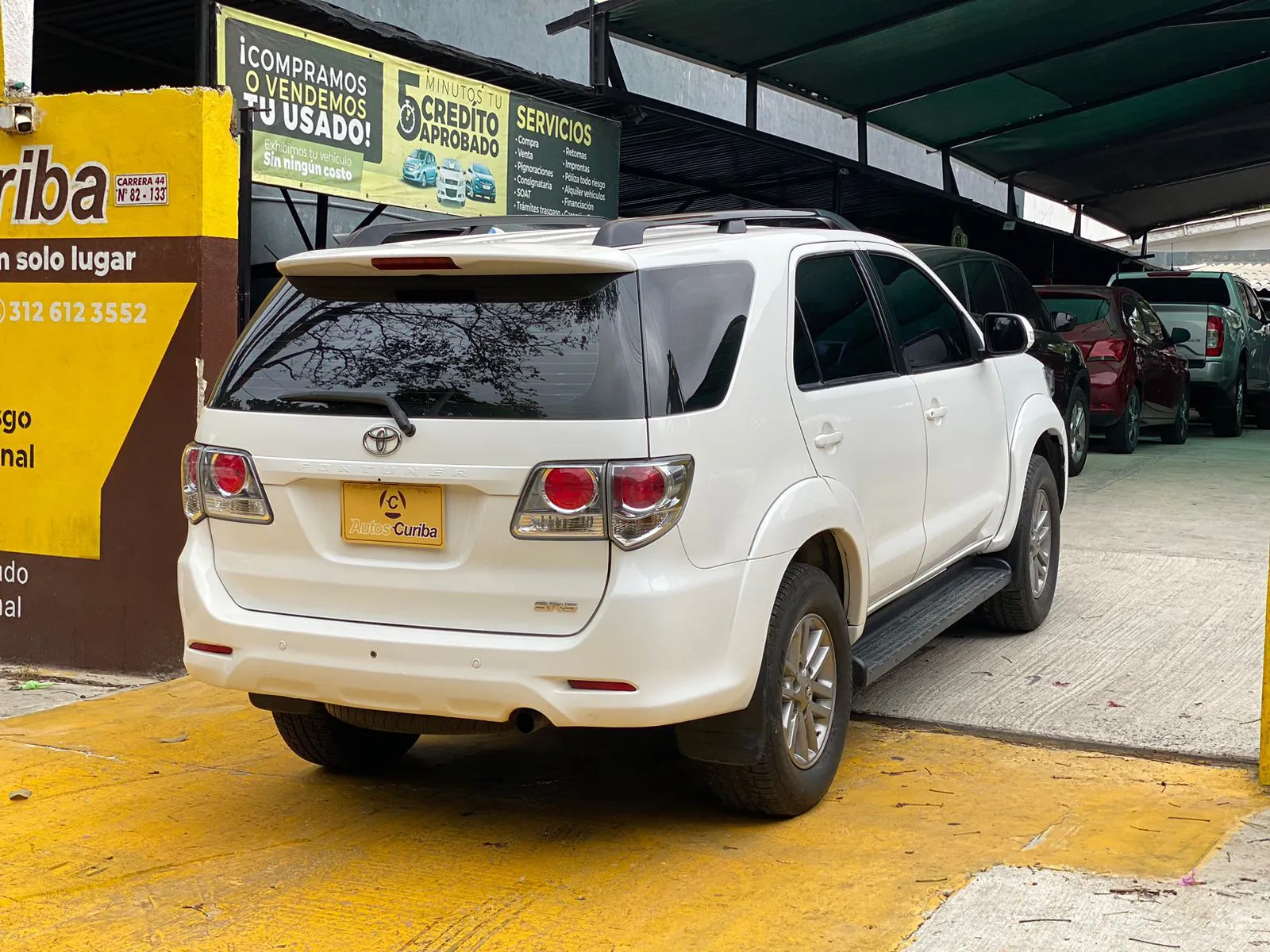 TOYOTA FORTUNER 2015