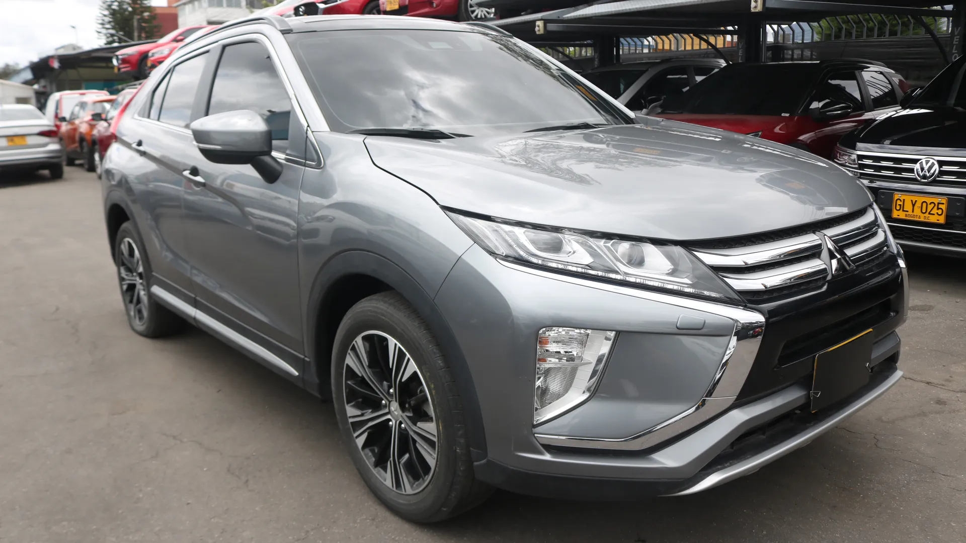 MITSUBISHI ECLIPSE CROSS FULL 2020