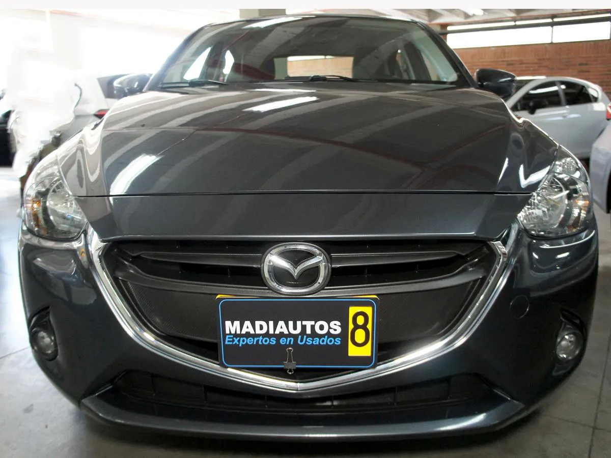 MAZDA 2 2017