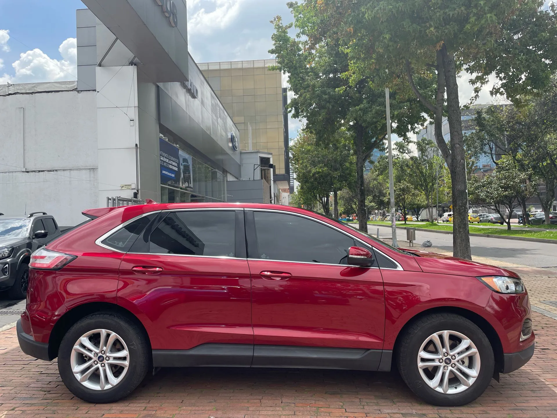 FORD EDGE RIDE 2019