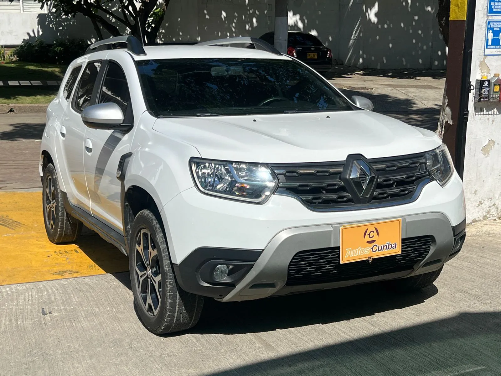 RENAULT DUSTER 2023