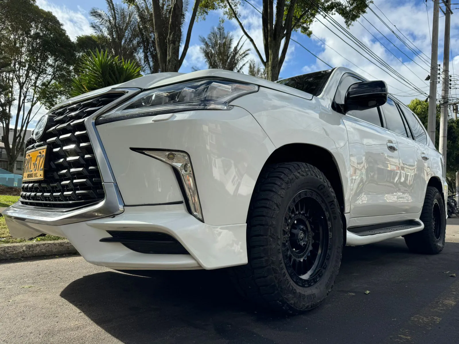 LEXUS LX [3] 570.0 2011