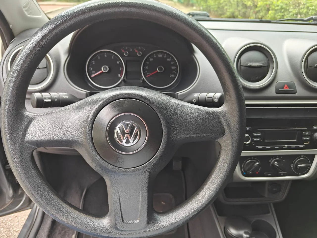 VOLKSWAGEN VOYAGE SPIRIT 2014