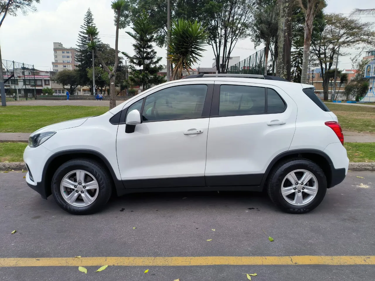 CHEVROLET TRACKER [FL] LS 2020