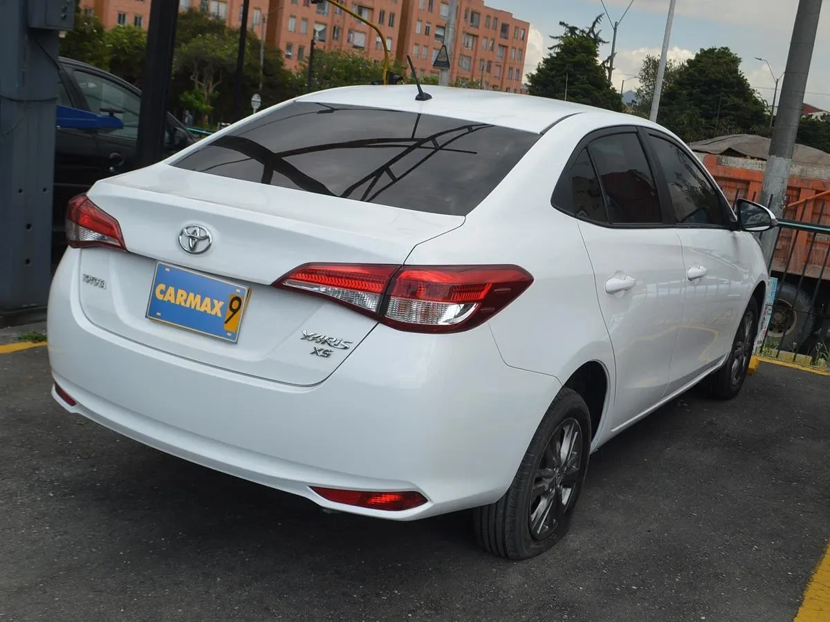 TOYOTA YARIS 2022