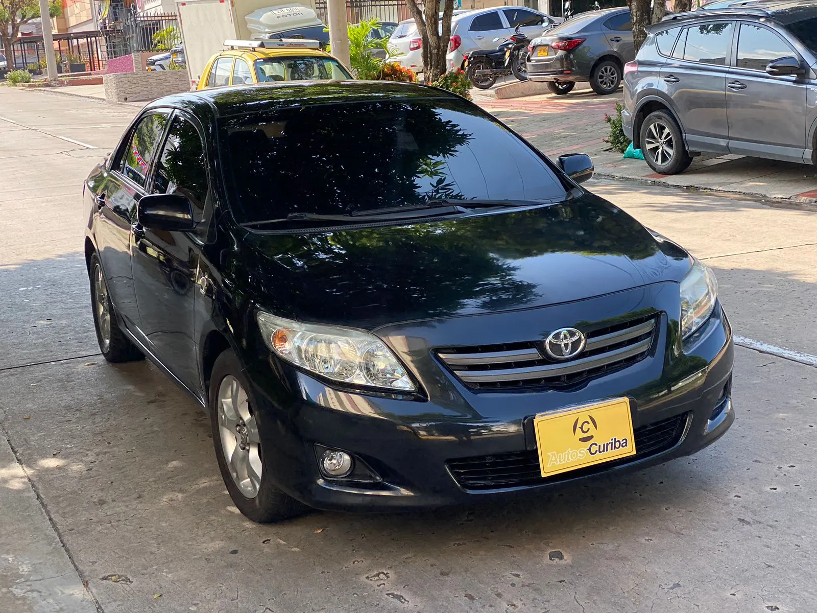 TOYOTA COROLLA 2010