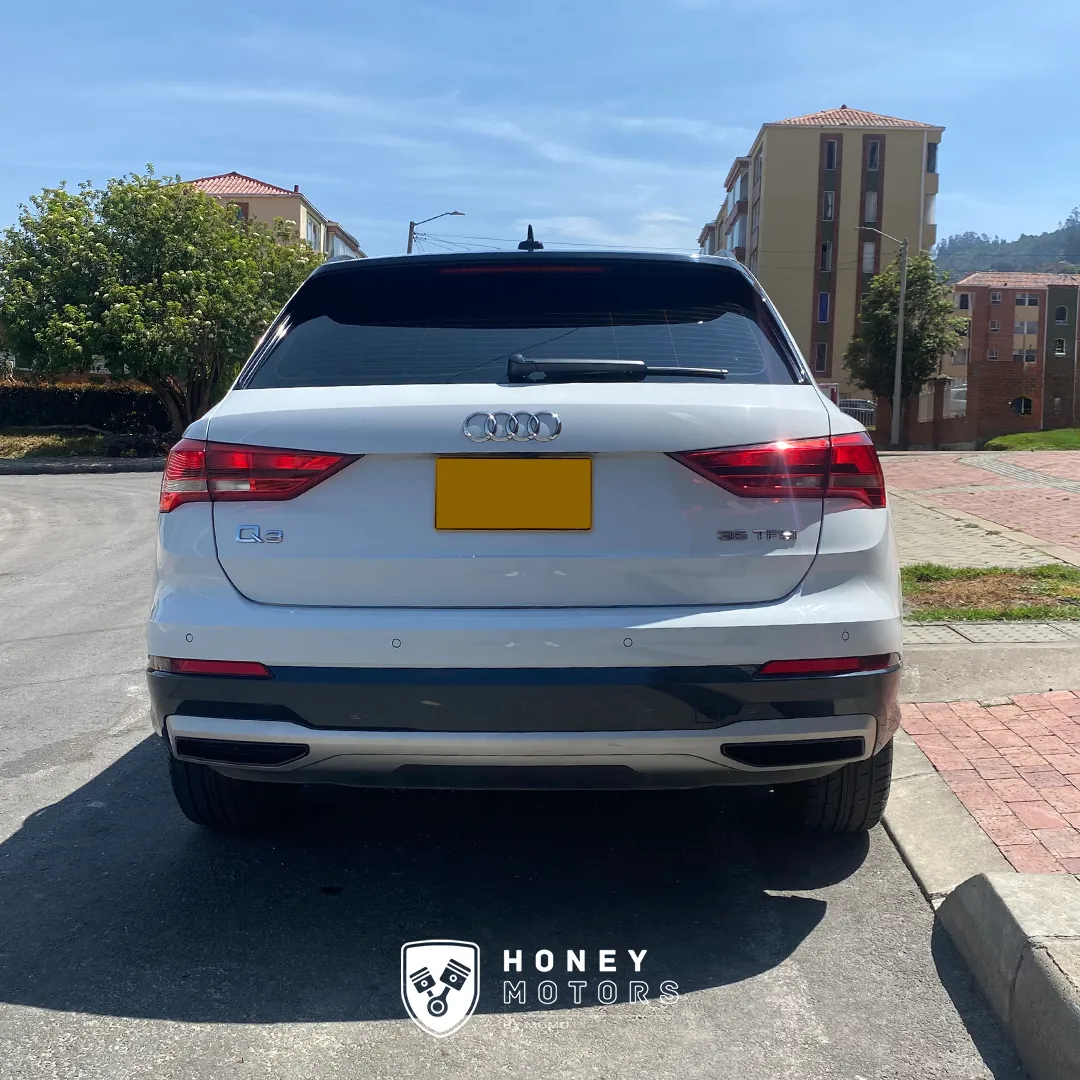 AUDI Q3 2019