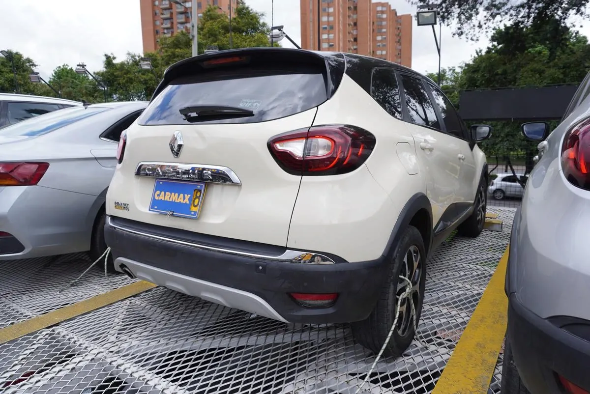 RENAULT CAPTUR INTENS 2018