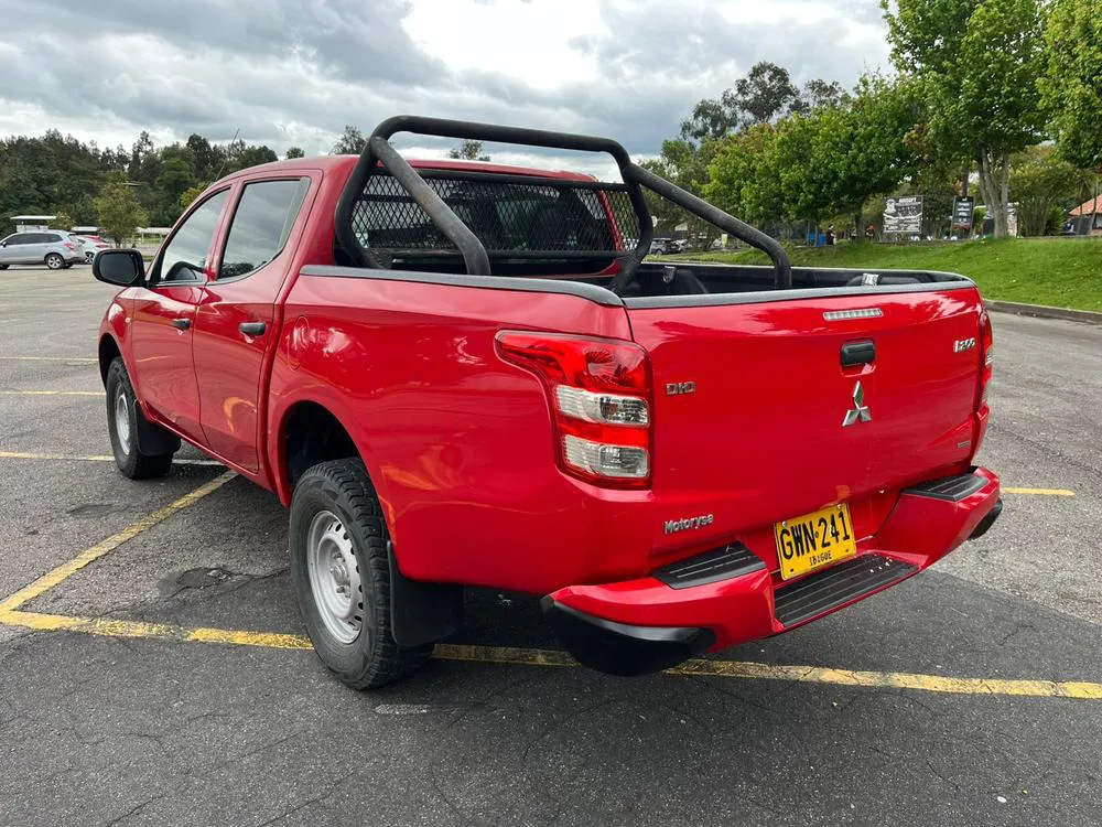 MITSUBISHI L200 [5] 2.5L 2020