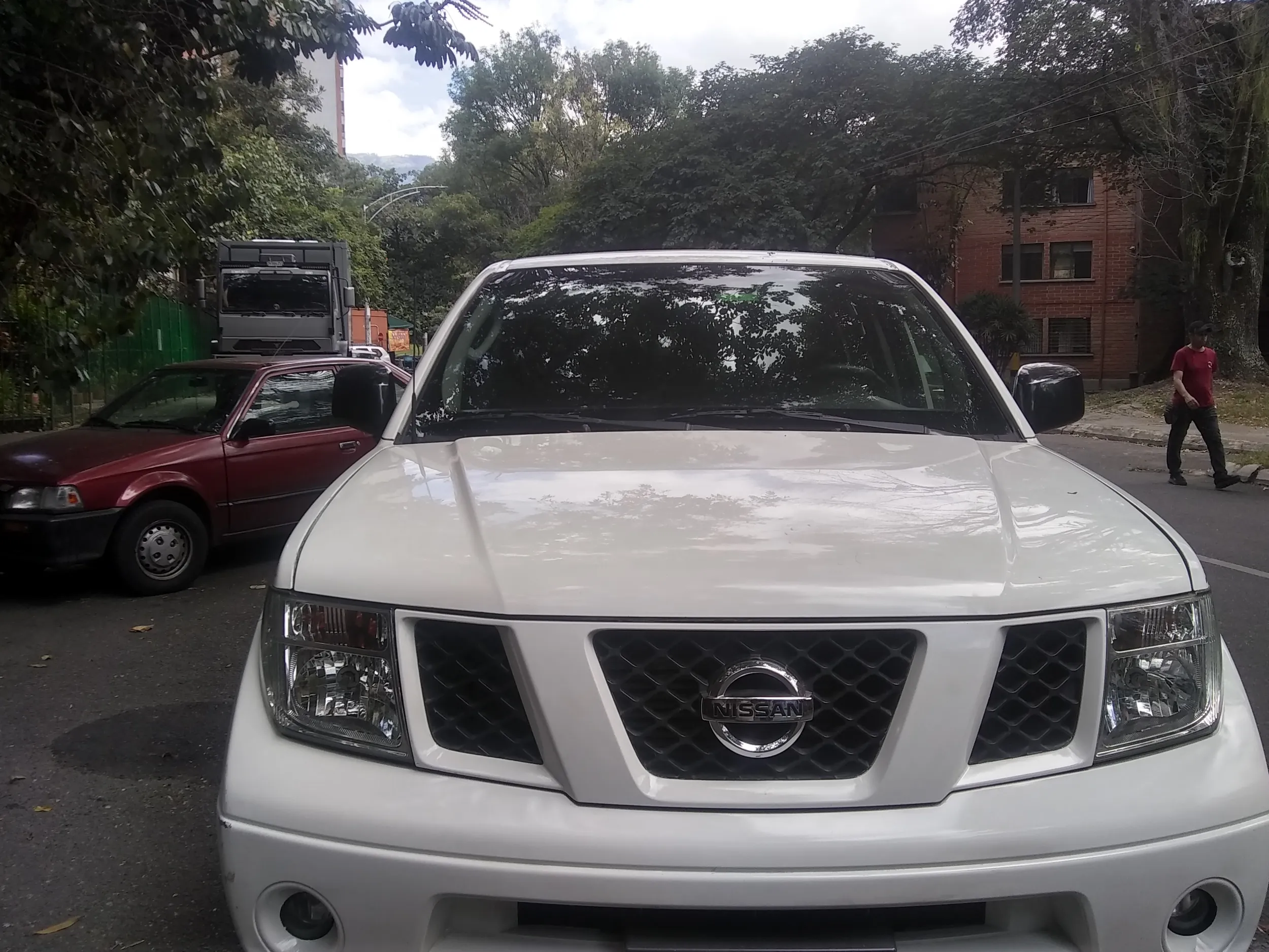 NISSAN NAVARA HIGH LUJO 2004