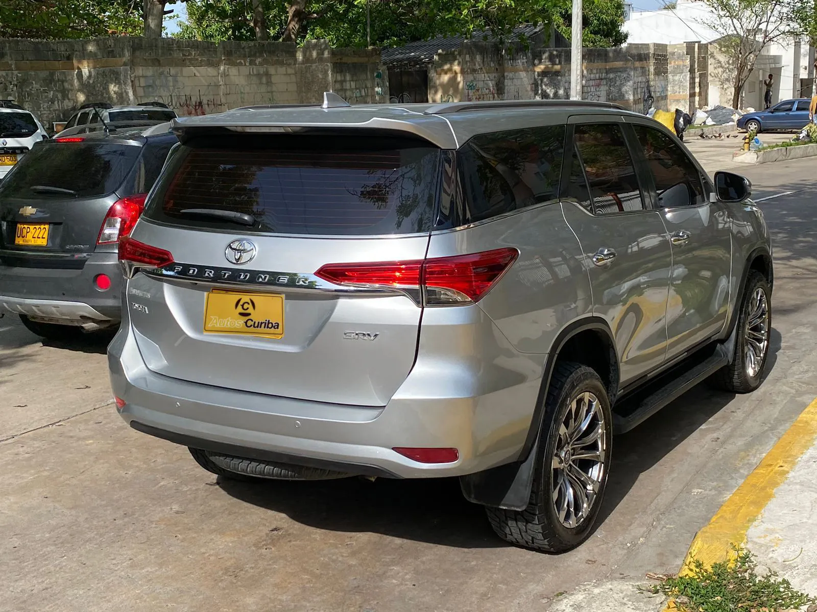 TOYOTA FORTUNER 2020