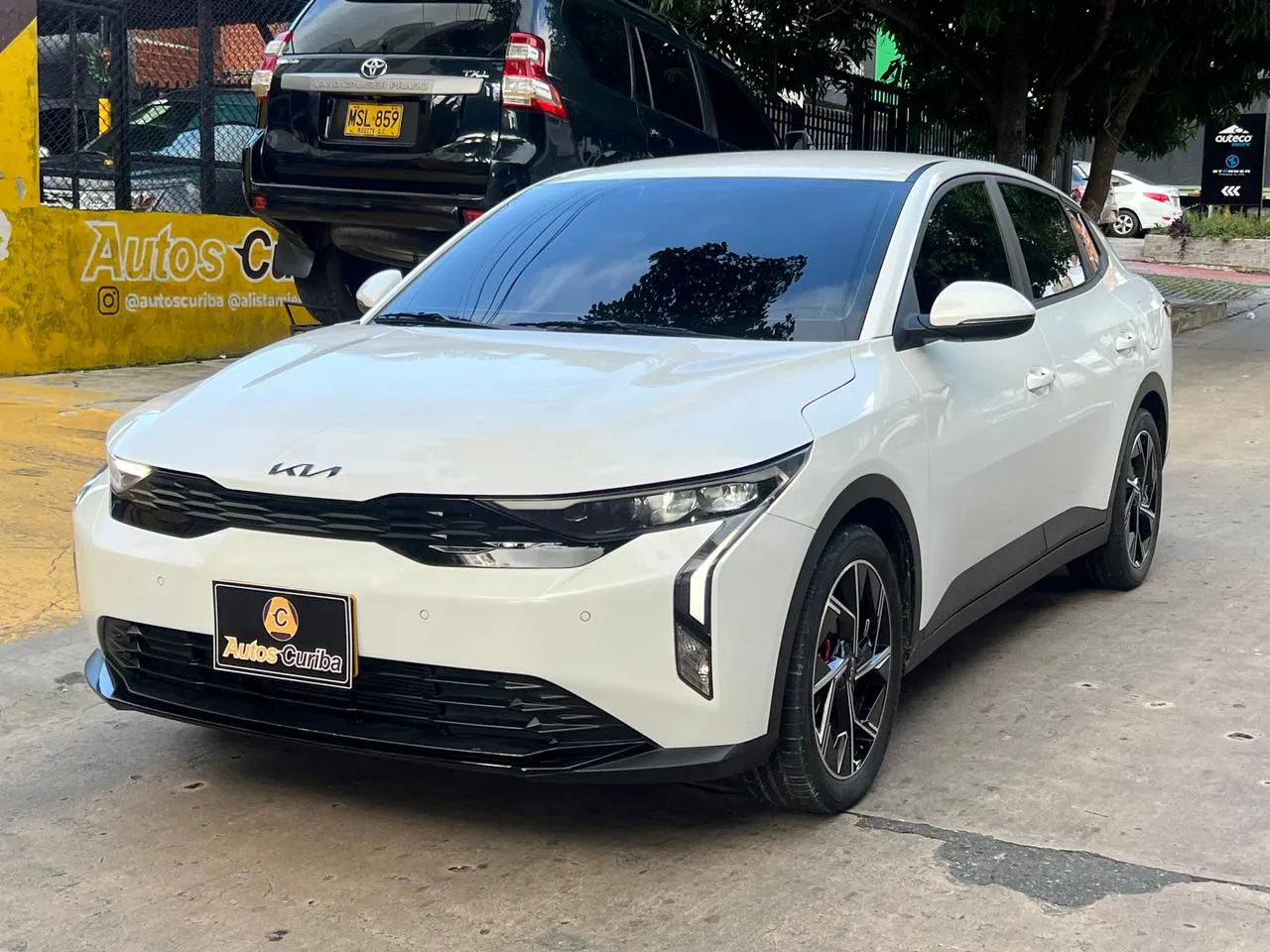 KIA STONIC 2024